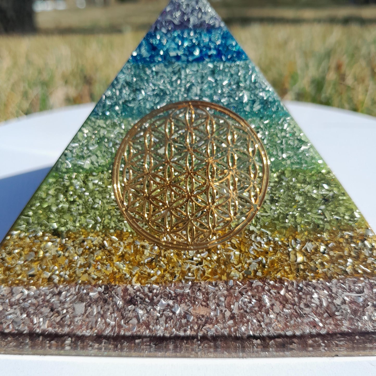 Pirámide Orgonita 7 Chakras Flor de la Vida- 120mm de Base- Orgone Pyramid