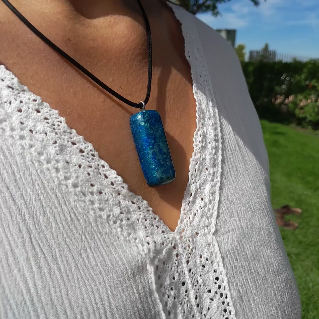 Colgante Orgonita Aguas Azules con Shunguita- Orgone Necklace