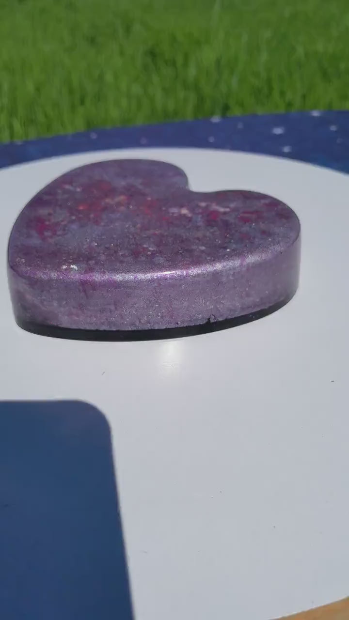 Corazón Orgonita Morado con Pigmentos de Mica- Protector 5G- Armonizador de Energía